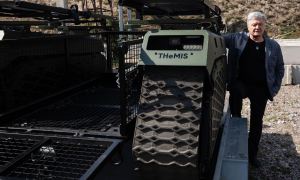 ВСУ будут использовать роботов THEMIS для перевозки солдат и оружия