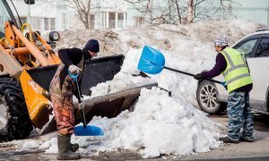 В Нижнем Новгороде чиновники заказали летнюю уборку снега за 15 млн рублей