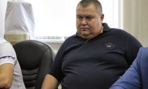Умер депутат Андрей Золотовский из мема «время затянуть потуже пояса»