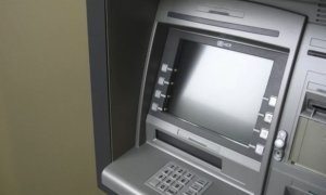 Популярные у российских банков банкоматы не умеют распознавать фальшивые купюры