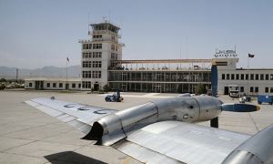 Власти Великобритании и США предупредили о возможном теракте в аэропорту Кабула