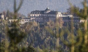 Дочь экс-президента Казахстана с мужем купили четыре особняка в Германии