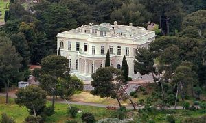 Власти Франции конфисковали у Романа Абрамовича «королевский» особняк за 120 млн долларов
