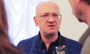 Депутата Максима Резника задержали по делу о наркотиках. Он считает это местью за критику Александра Беглова