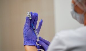В Петербурге добровольцев пригласили поучаствовать в испытаниях американской вакцины от COVID-19