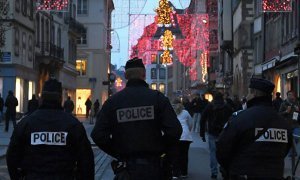 В Страсбурге полиция задержала двух чеченцев за селфи с поднятыми вверх пальцами