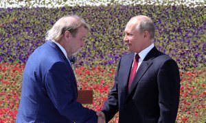 Участникам встречи с Владимиром Путиным в День России пришлось отсидеть на карантине 12 дней