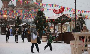 Власти Москвы ограничат новогодние мероприятия в центре города из-за COVID-19