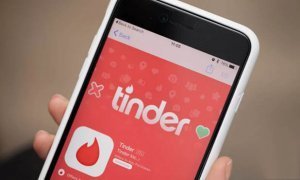 Приложение для знакомств Tinder оснастят «тревожной кнопкой»
