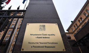 Посольство Чехии из-за коронавируса приостанавливает прием документов на визы