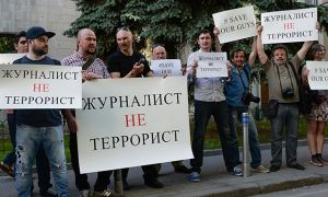 Российские СМИ потребовали от властей прекратить давление на журналистов