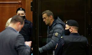 Судебные приставы ищут у Алексея Навального имущество на 29 млн рублей. Но пока не нашли