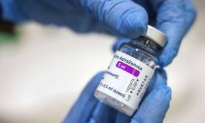 AstraZeneca подаст заявку на регистрацию своей вакцины в России