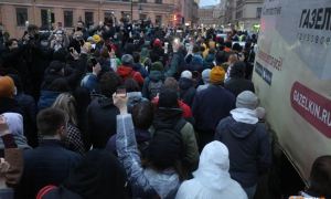 Москвичку оштрафовали за участие в митинге 21 апреля из-за другой женщины