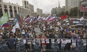 В Москве после согласованного протестного митинга силовики задержали 256 человек