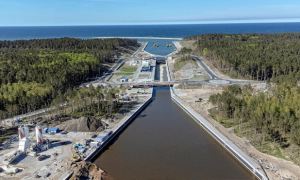 Польша открыла судоходный канал через Балтийскую косу, идущий в обход российских вод
