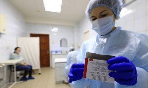Московские бюджетники сообщили о принудительном участии в испытанихя вакцины