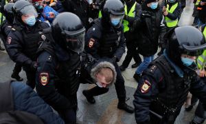 На акциях протеста в поддержку Навального задержали более 1800 человек