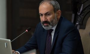 Премьер-министр Армении Никол Пашинян объявил о своей отставке