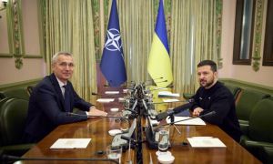 Столтенберг пообещал Украине членство в НАТО «со временем»