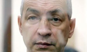 Бывшему главе Серпуховского района «шьют дело» об угрозе расправы над судьей с помощью ножа
