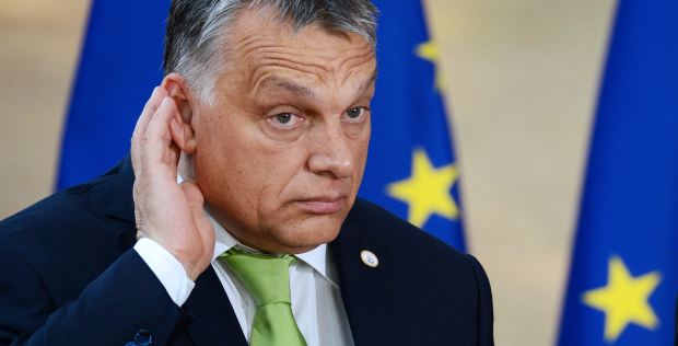 Венгрия потребовала снять санкции с трех российских олигархов