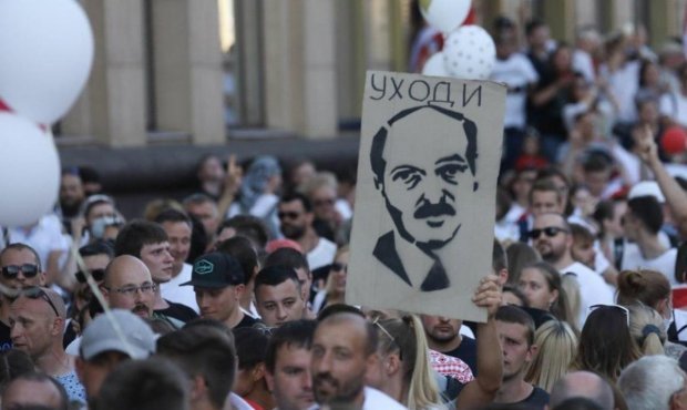 Диктатор не исчезнет просто потому, что этого сильно захотелось