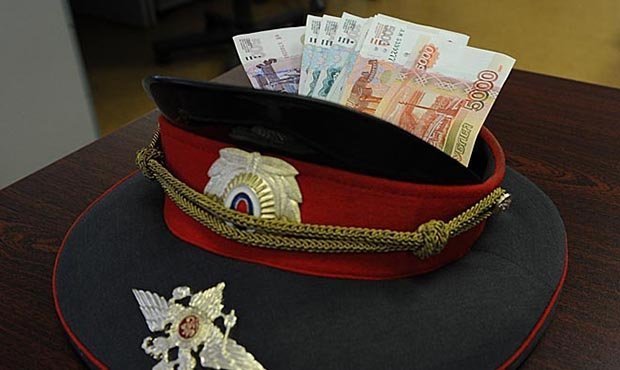 Начальника отдела собственной безопасности УВД по ЦАО Москвы задержали за взятку