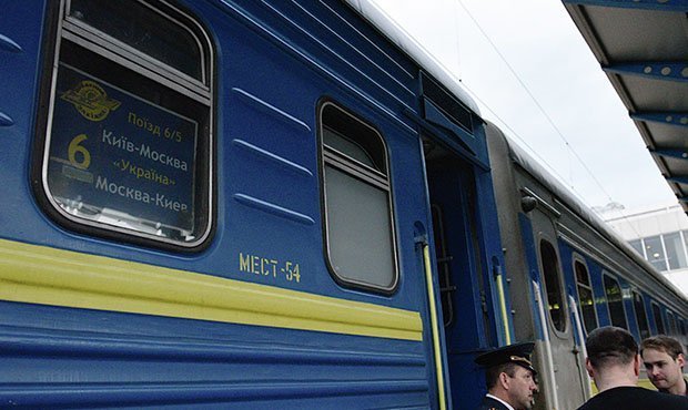 Украинские чиновники посоветовали гражданам вывезти своих родственников из России