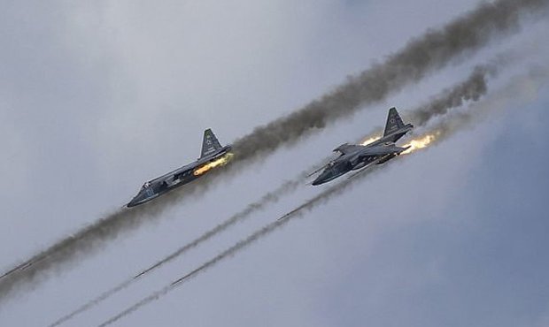 Российскую авиацию обвинили в убийстве десятков мирных жителей в Сирии