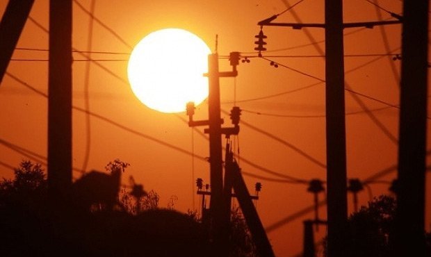 Власти Крыма решили «раз и навсегда» отказаться от электроэнергии из Украины
