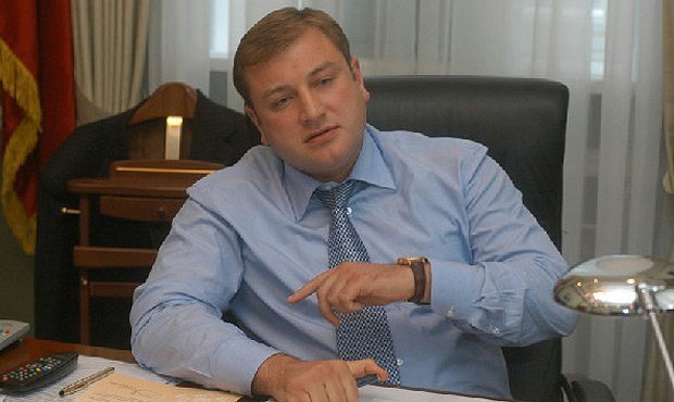 Гендиректора алкогольного холдинга «Форум» арестовали за контрабанду спиртного