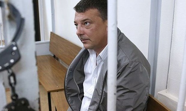 Следователь СКР и фигурант дела Шакро Молодого обвиняется в получении еще одной взятки