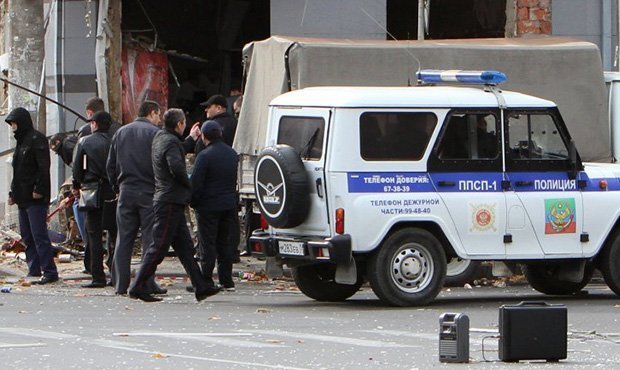 Правоохранительные органы задержали подозреваемого в нападении на полицейских в Каспийске