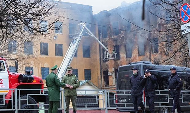 Число погибших в результате пожара в здании ЦНИИ ВКС России выросло до 17 человек