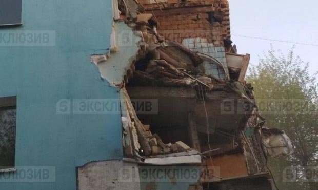 В Саратове произошло частичное обрушение пятиэтажного жилого дома
