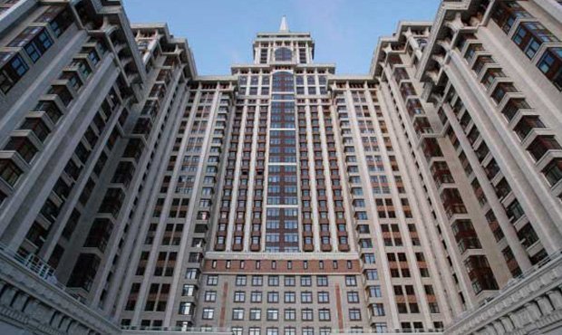 Россияне в условиях финансового кризиса скупают элитное жилье
