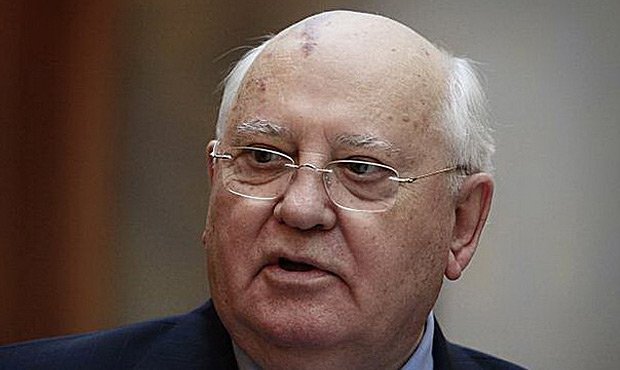 Михаилу Горбачеву запретят въезд в Евросоюз из-за поддержки присоединения Крыма к РФ