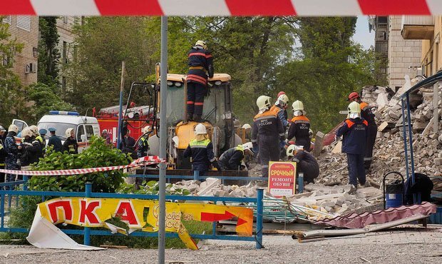 По делу о взрыве газа в жилом доме в Волгограде задержали трех человек