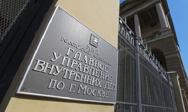 Полицейские составили протоколы в отношении родителей задержанного за чтение стихов ребенка
