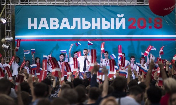 В Красноярске запретили митинг Навального. Он обещает положительные перемены в стране