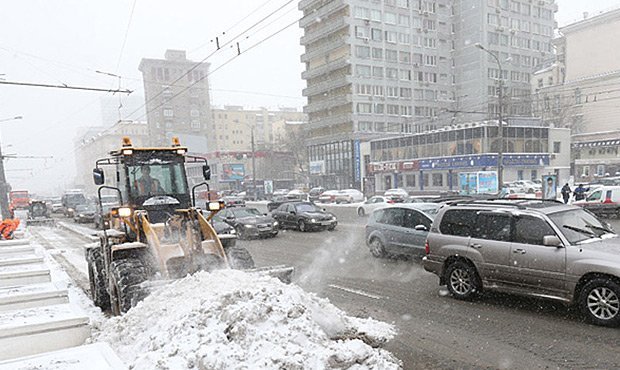 Москвичей предупредили о надвигающихся на столицу снегопадах