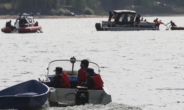 Обнаружено тело девятого погибшего в авиакатастрофе над Истринским водохранилищем