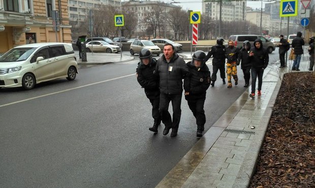 В Москве за попытку принять участие в несогласованных митингах задержали 40 человек