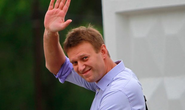 Судебные приставы не могут найти Навального, чтобы взыскать с него долг в 4,5 млн рублей
