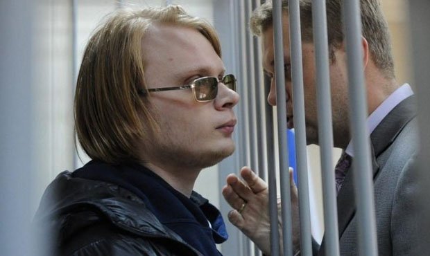 Обвиняемого в призывах к экстремизму Дмитрия Богатова оставили в СИЗО до конца лета