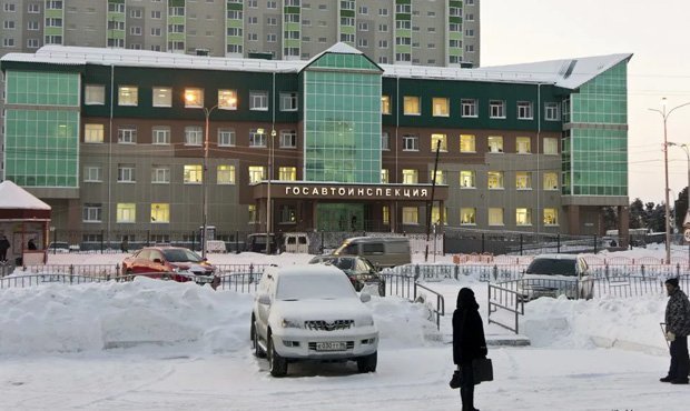 Полицейский из Сургута рассказал главе СКР о коррупции в местном управлении ГИБДД