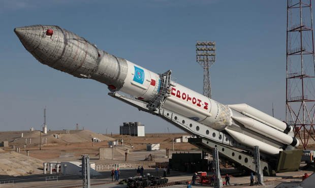 С космодрома Байконур произведен пуск ракеты со спутником Минобороны