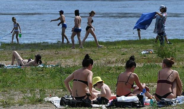Жителям Поволжья, Урала и Сибири пообещали «колоссальную жару» в конце лета