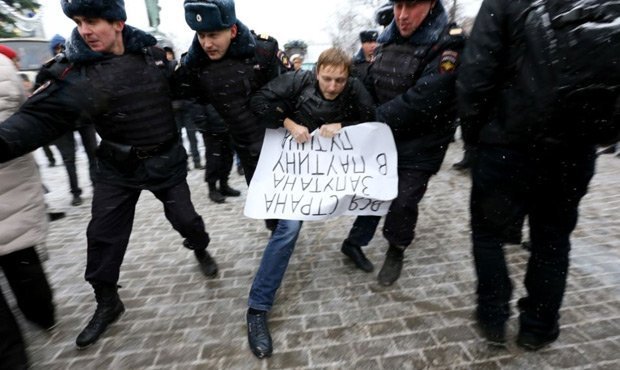Россиянам предложили скинуться на адвокатов участникам протестных акций 
